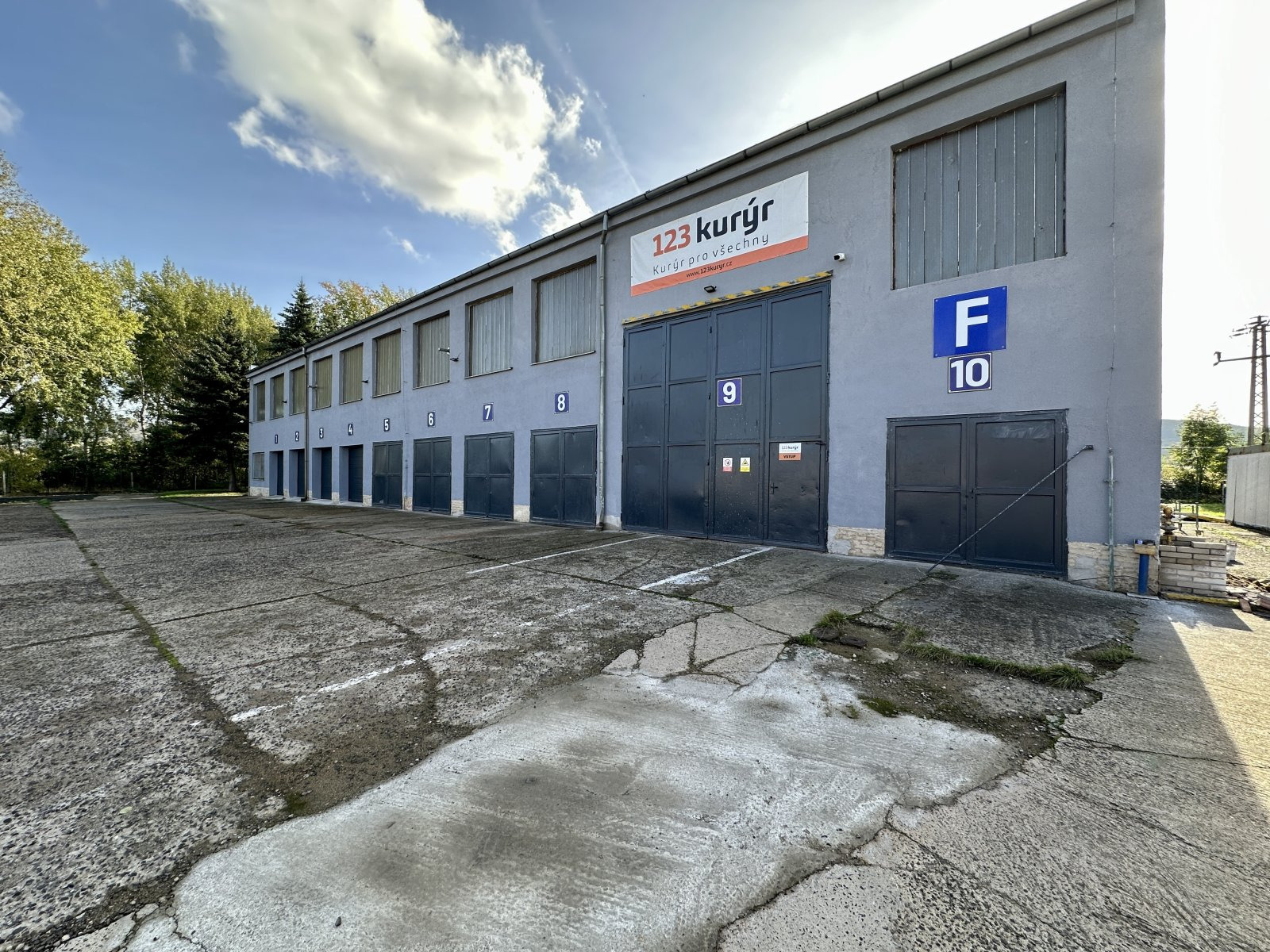 Pronájem skladu, výrobních prostor 903 m², Teplice - Žalany, D8