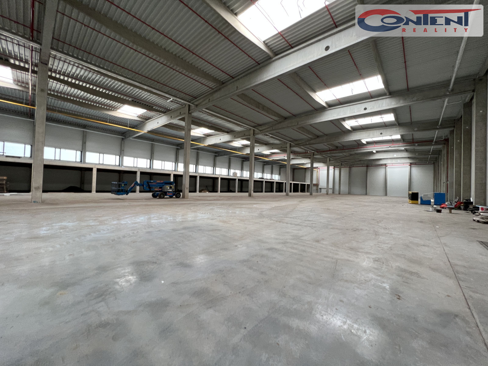 Pronájem skladu, výrobních prostor 13.500 m², Ostrava, D1