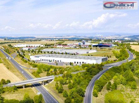 Pronájem - skladovací prostor, 9 917 m²