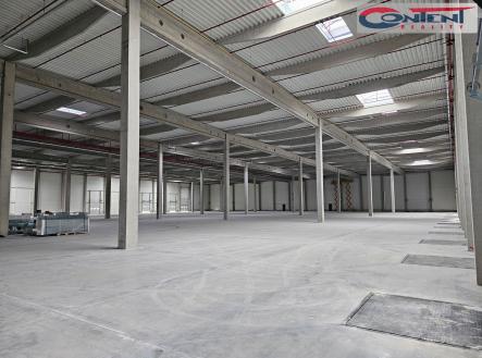 Pronájem - skladovací prostor, 5 121 m²