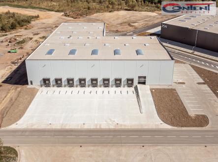 Pronájem - výrobní prostor, 2 600 m²
