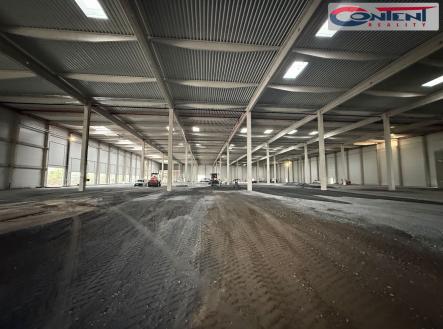 Pronájem - výrobní prostor, 10 000 m² obrázek