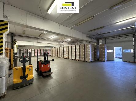 Pronájem - skladovací prostor, 5 330 m²