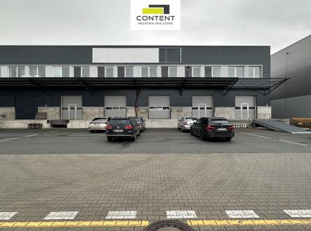 Pronájem - skladovací prostor, 5 330 m²