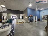 Pronájem - skladovací prostor, 342 m²