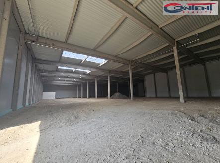 Pronájem - skladovací prostor, 3 504 m²