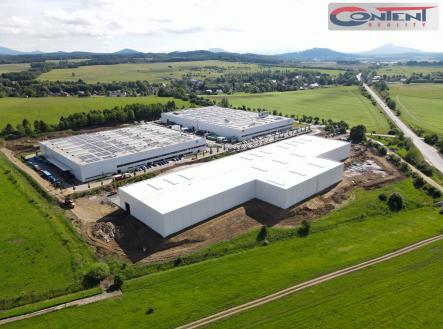 Pronájem - skladovací prostor, 8 000 m²