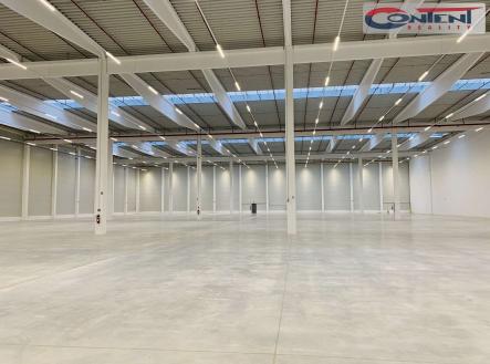 Pronájem - skladovací prostor, 5 000 m² obrázek
