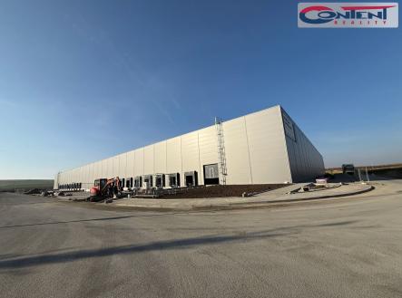 Pronájem - skladovací prostor, 2 800 m²