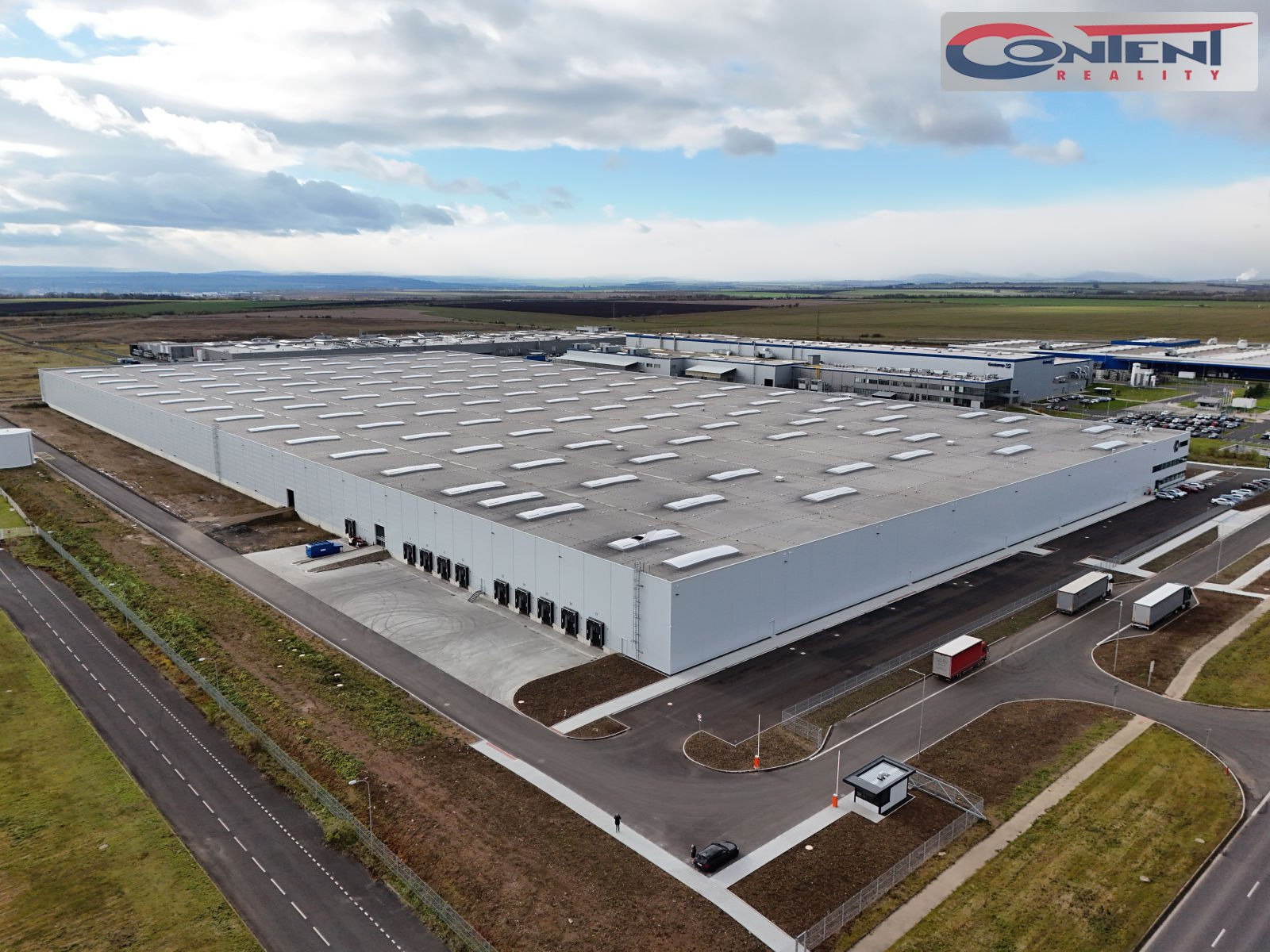 Pronájem skladu, výrobních prostor 4.246 m², Žatec - Triangle, D7