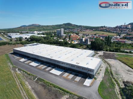 Pronájem - výrobní prostor, 5 000 m²
