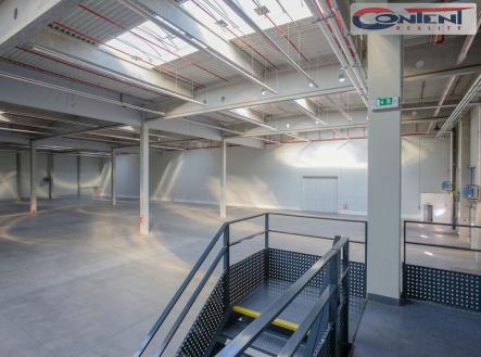 Pronájem - výrobní prostor, 5 309 m² obrázek