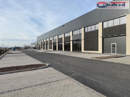 Pronájem - výrobní prostor, 2 352 m²