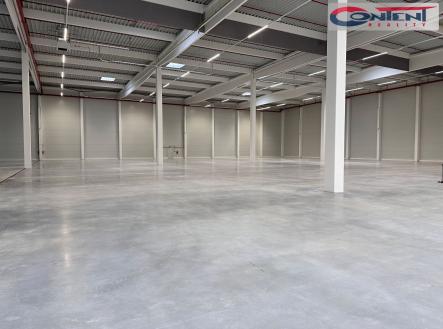 Pronájem - skladovací prostor, 3 500 m² obrázek