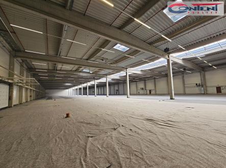 Pronájem - skladovací prostor, 3 500 m²