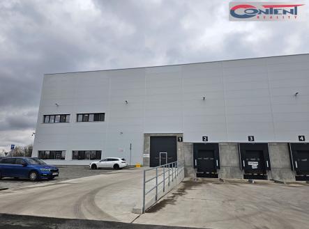 Pronájem - skladovací prostor, 5 326 m²