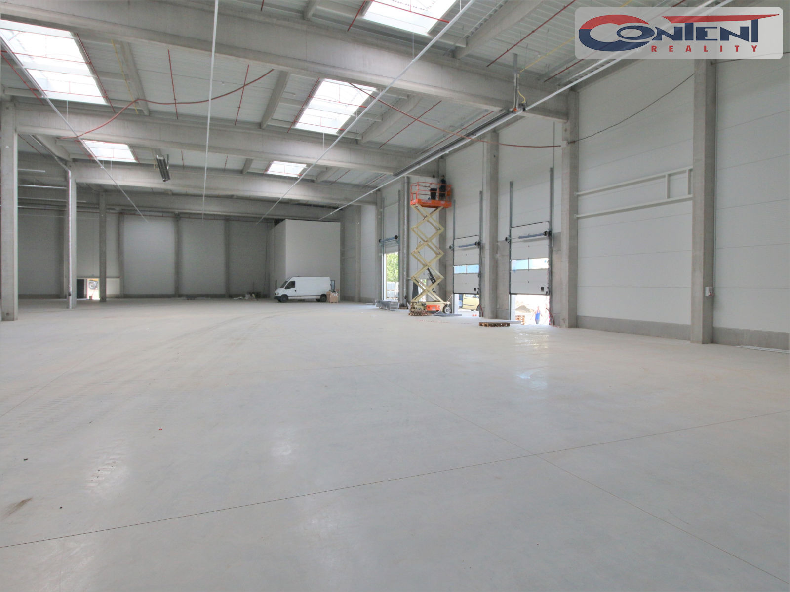 Pronájem skladu, výrobních prostor 5.600 m², Brandýs nad Labem
