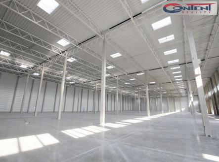 Pronájem - skladovací prostor, 7 000 m² obrázek