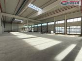 Pronájem - skladovací prostor, 583 m²