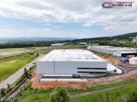 Pronájem - výrobní prostor, 11 500 m²