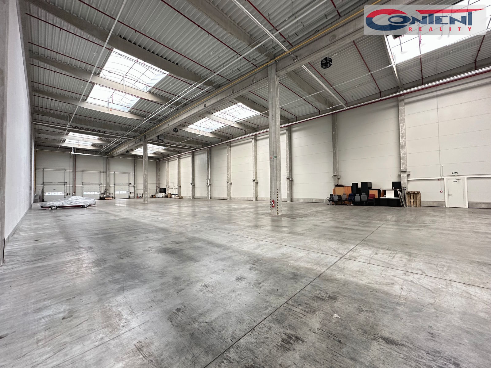 Pronájem novostavby skladu, výrobních prostor 2.622 m², Zápy, Praha - východ, D10