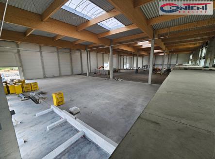 Pronájem - skladovací prostor, 1 000 m²