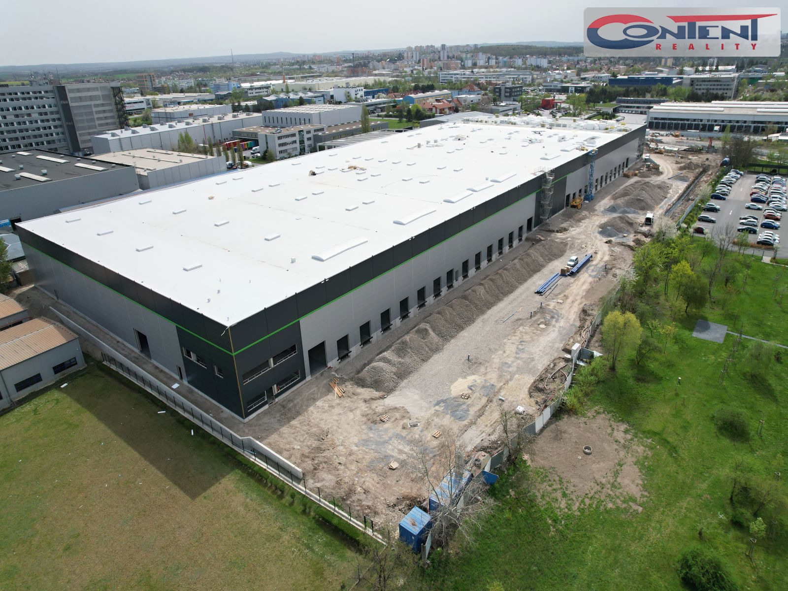Pronájem skladu, výrobních prostor 20.000 m², Praha 10 - Hostivař