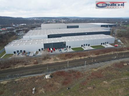 Pronájem - skladovací prostor, 13 500 m²