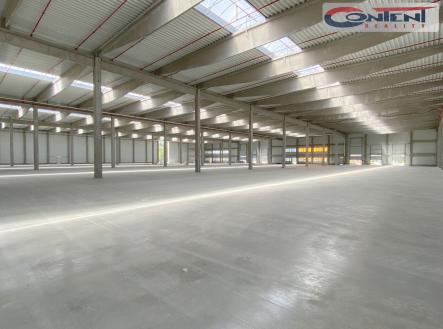 Pronájem - skladovací prostor, 6 800 m² obrázek