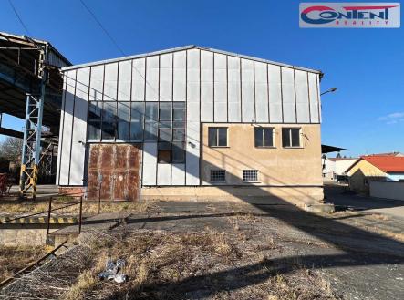 Pronájem - skladovací prostor, 786 m²