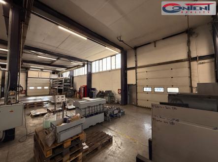 Pronájem - skladovací prostor, 4 770 m²