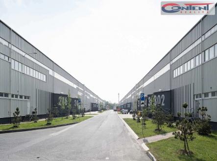 Pronájem - skladovací prostor, 2 333 m²