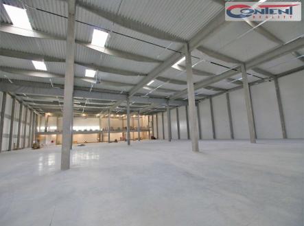 Pronájem - skladovací prostor, 4 752 m²