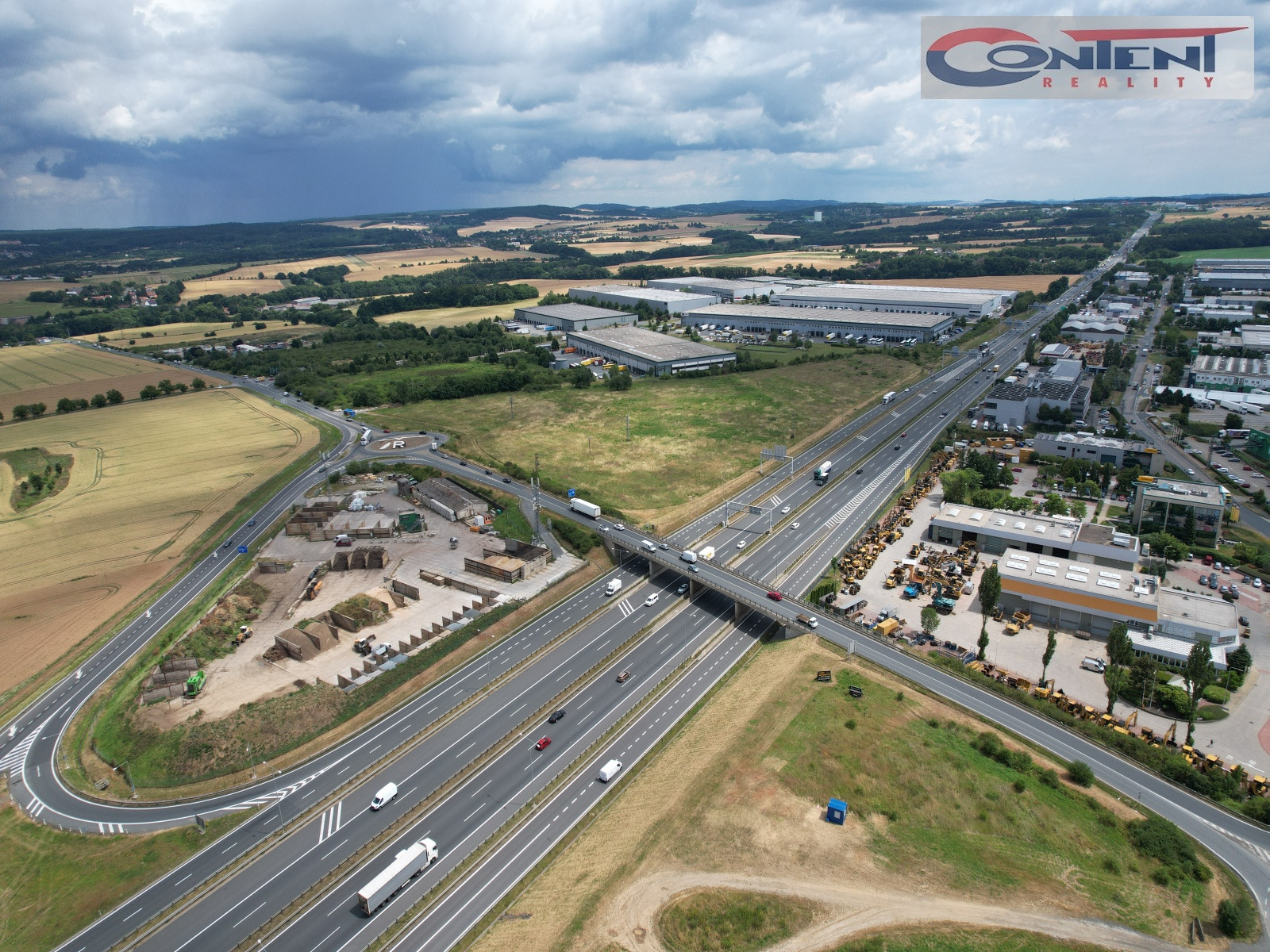 Prodej komerčního pozemku 20.495 m², Jažlovice - Říčany, D1