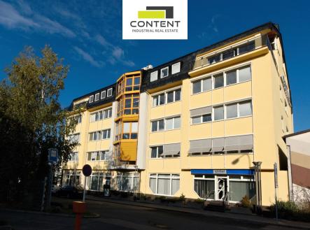 Pronájem - kanceláře, 465 m²