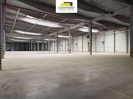 Pronájem - skladovací prostor, 2 377 m²
