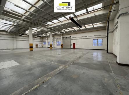 Pronájem - skladovací prostor, 2 513 m²