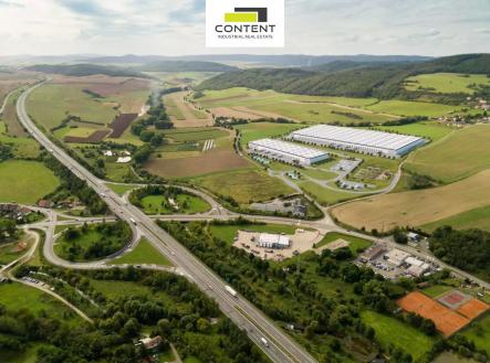 Pronájem - skladovací prostor, 10 000 m²