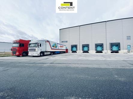 Pronájem - skladovací prostor, 7 000 m²