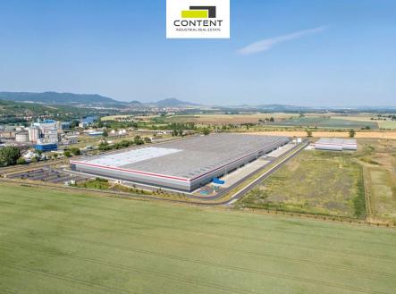 Pronájem - výrobní prostor, 8 330 m²