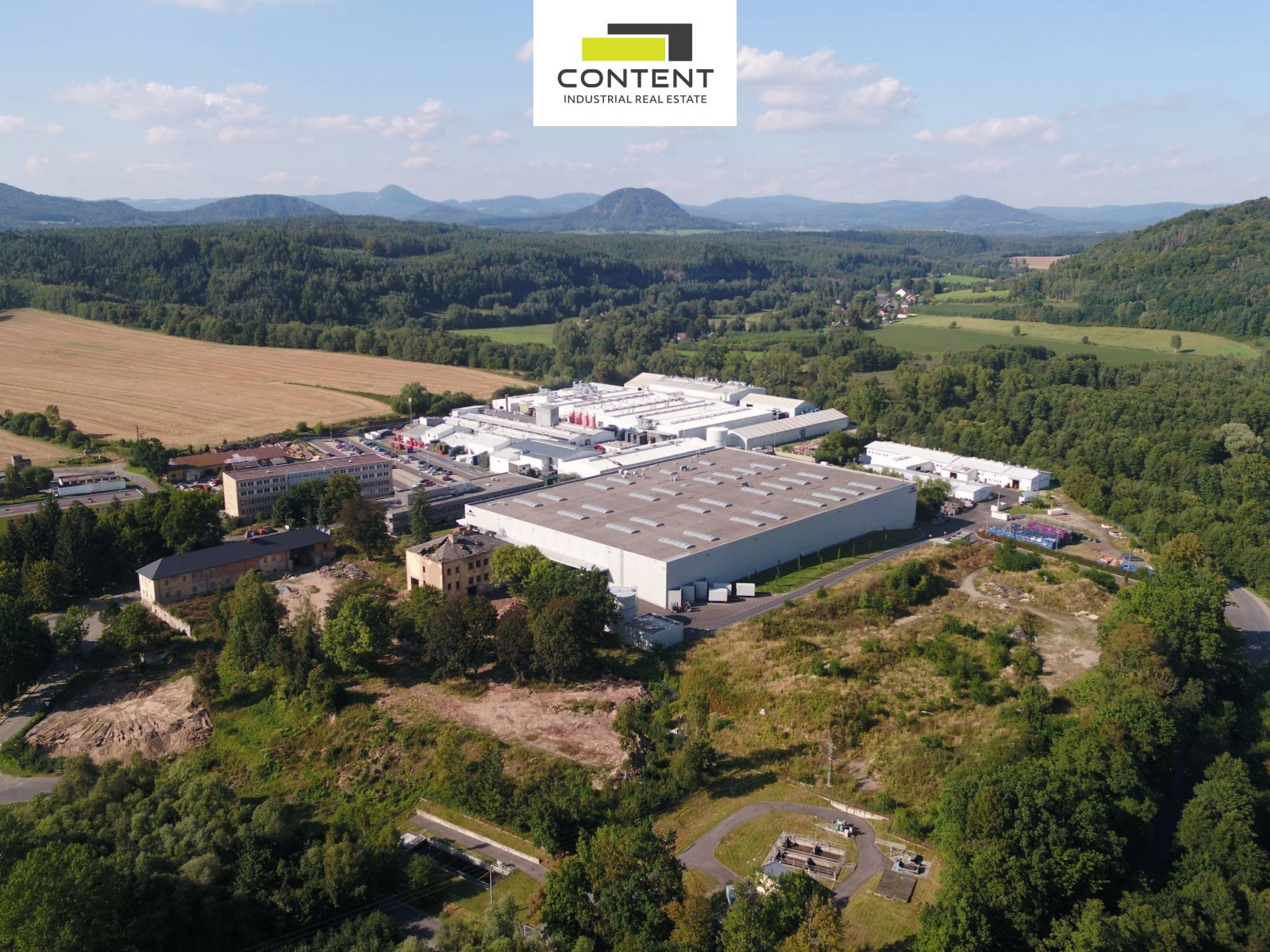 Pronájem skladu, výrobních prostor 7.066 m², Zákupy