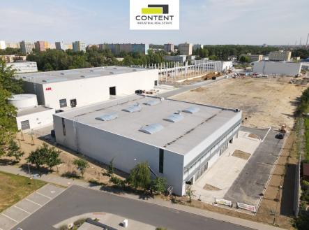 Pronájem - skladovací prostor, 1 000 m²