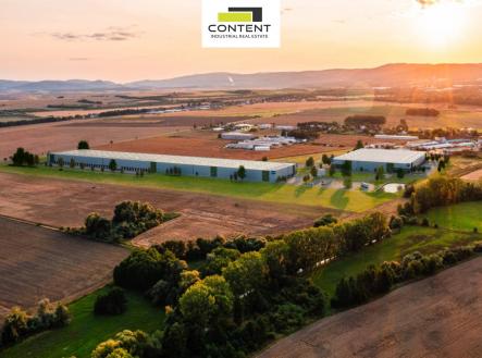 Pronájem - skladovací prostor, 15 000 m²