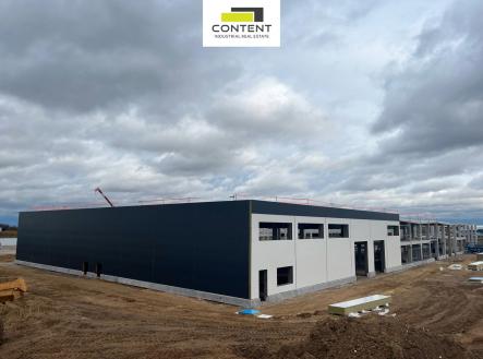 Pronájem - skladovací prostor, 3 296 m²