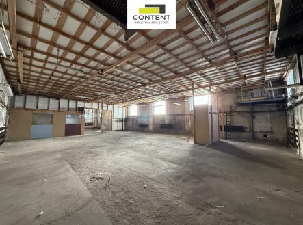 Pronájem - výrobní prostor, 666 m²