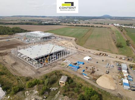 Pronájem - výrobní prostor, 15 000 m²