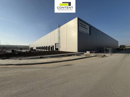 Pronájem - výrobní prostor, 2 800 m²