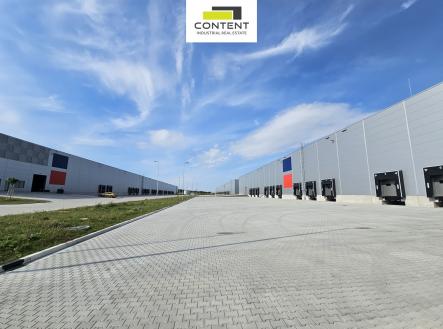 Pronájem - skladovací prostor, 3 500 m²