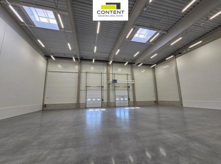 Pronájem - výrobní prostor, 1 690 m²