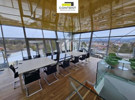Pronájem - kanceláře, 300 m²